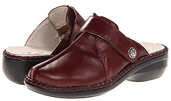 Propet Altadena in Plum